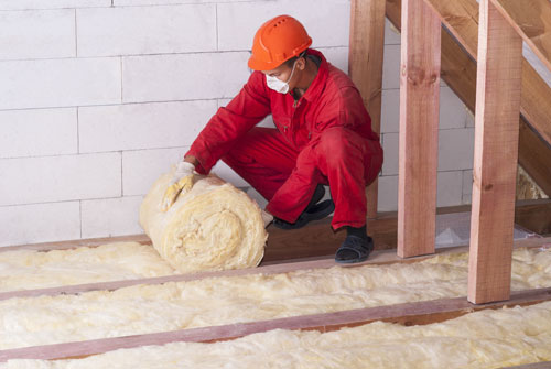 Attic Insulation Energy Efficiency Tips